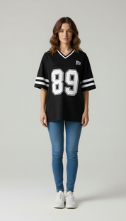LaBellaa's '89' V-hals T-shirt - Relaxed Sporty Stijl