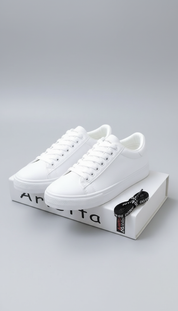 Delainey's - Vrouwen Contrasterende Hieltab Sneakers