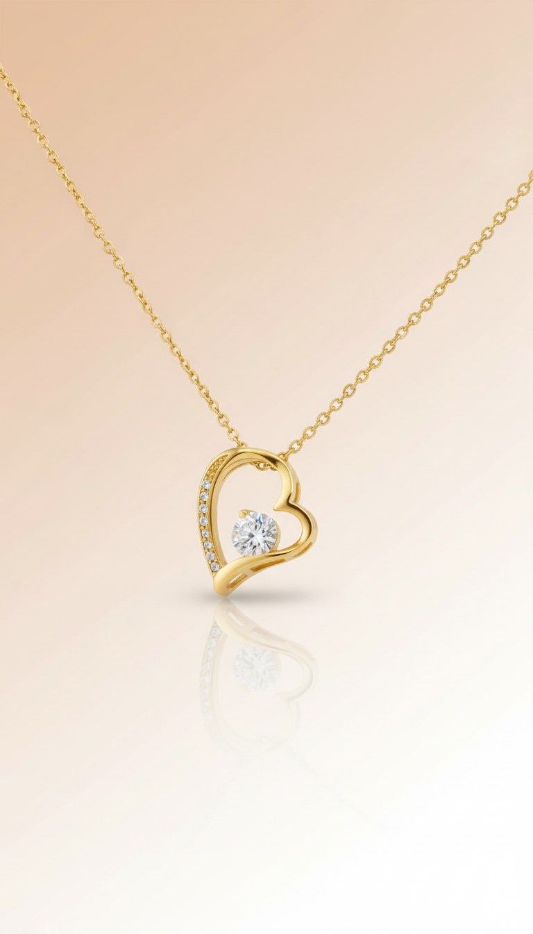 Gouden dames ketting met hartvormige hanger en steen, luxe sieraad van Labellaa